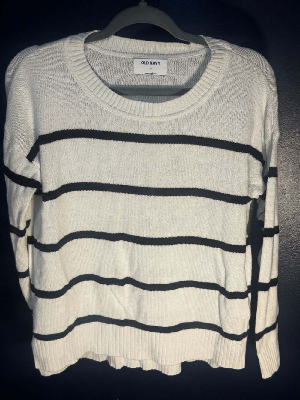 Old Navy Women's White and Navy Striped Crew Neck Knit Sweater Size M